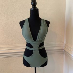 Green 1 piece bathing suit